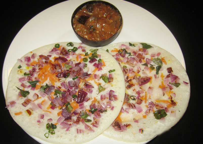 Onion and Tomato Uttapam Recipe | Yummyfoodrecipes.in
